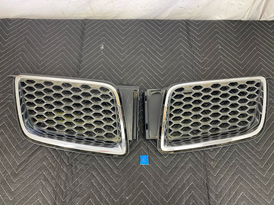 2009-2010 Pontiac Vibe Front Grille Bumper Trim Upper Insert Pair L R OEM #3118E