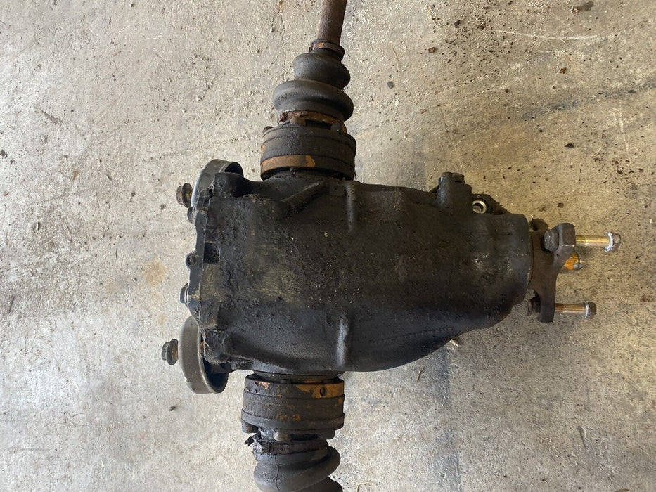 1994-2000 Mercedes Benz C220 C230 C280 Rear Differential Assembly Carrier #1011E