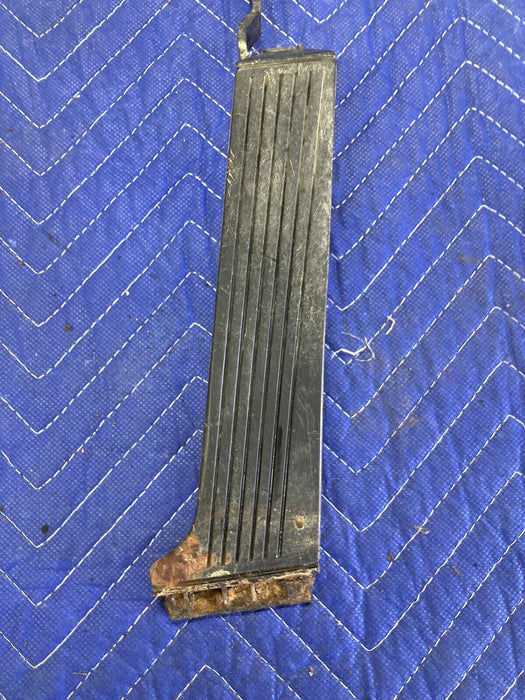 1984-1991 BMW 318i 325i E30 Accelerator Gas Pedal Assembly OEM #2705M