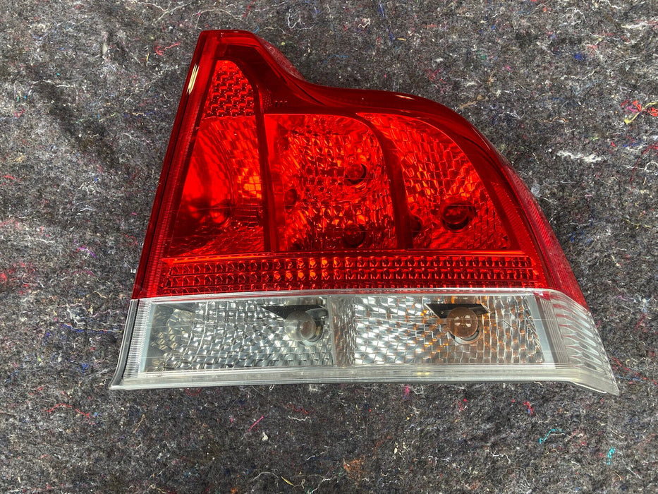 2005-2007 Volvo S60R S60 V70 R Tail Light Assembly Brake Right 160998 OEM #1208M