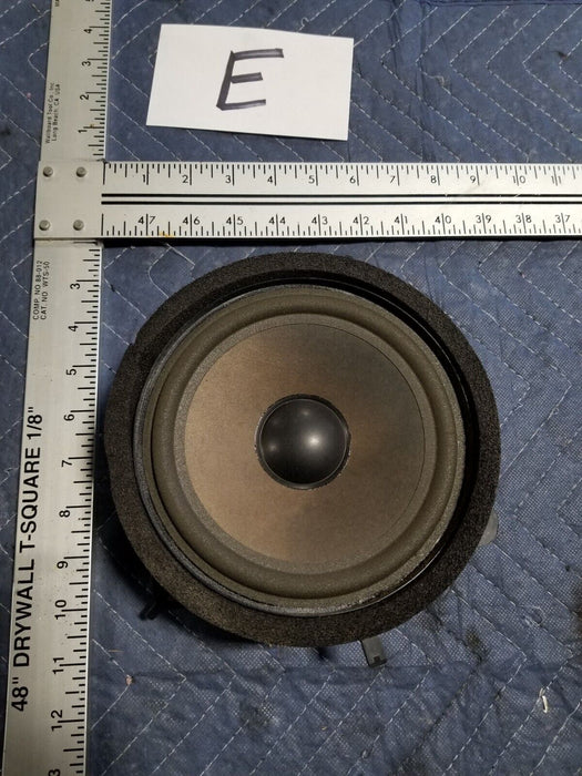 1998-2000 Volvo V70 S70 V70R LH Driver Door Speaker 3533620 OEM #354AN