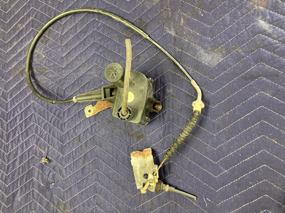 1984-1991 BMW 318i 325i E30 Cruise Control Actuator 1386242 OEM #2658M