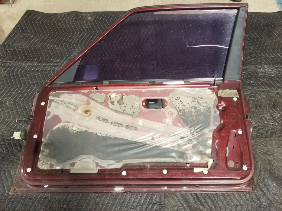 1984-93 BMW E30 318i 325i PASSENGER RIGHT DOOR BURGUNDY SHELL OEM #CN601