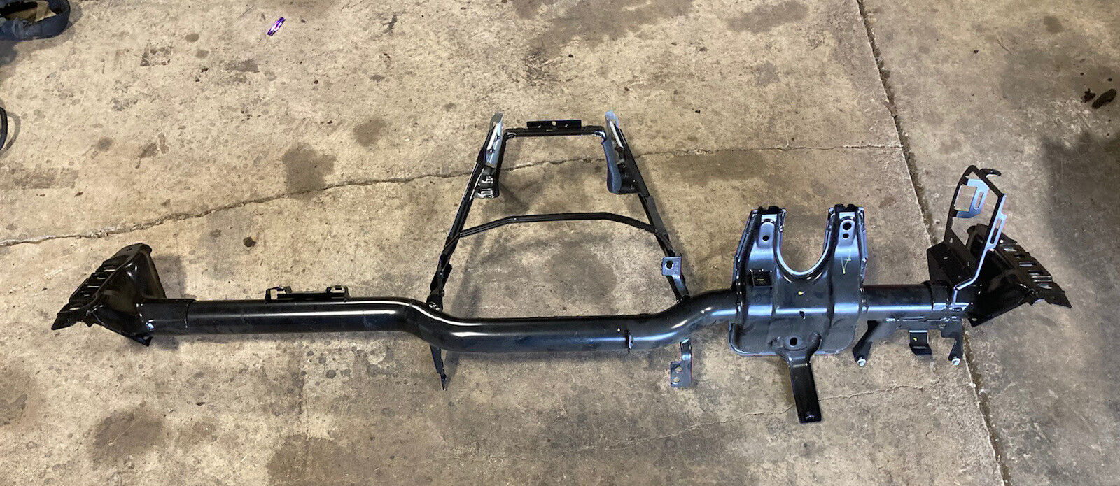 2005 2006 2007 Volvo S60R S60 V70R Dashboard Frame Assembly Dash OEM #1395M