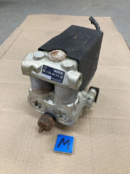 1984-1991 BMW 318i 325i E30 ABS Brake Pump Control Unit 1157011 OEM #2575M