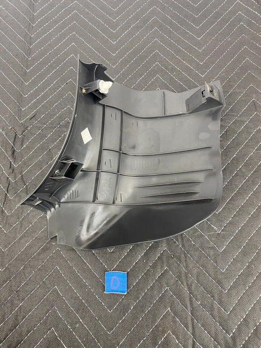 Pontiac Vibe Toyota Matrix Corolla Dash Right Lower Kick Panel 62111-02180 #3109