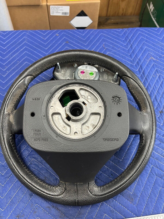 2005-2007 Volvo S60R V70R Steering Wheel Assembly Blue Emblem 30776480 OE#1033EM