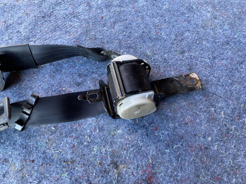 99-01 ISUZU VEHICROSS Left Driver Side Front Seat Belt Assembly OEM #1376E