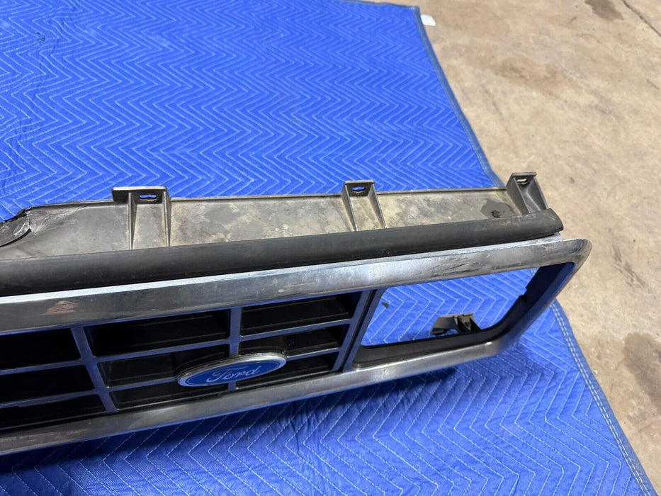 1983-1988 Ford Ranger Bronco II Chrome Grille Complete OEM #3173E