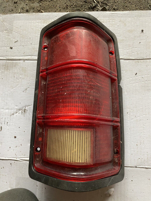 1981-1993 Dodge 1st Gen Dodge Ram Cummings Ramcharger OEM Tail Light Right #499E