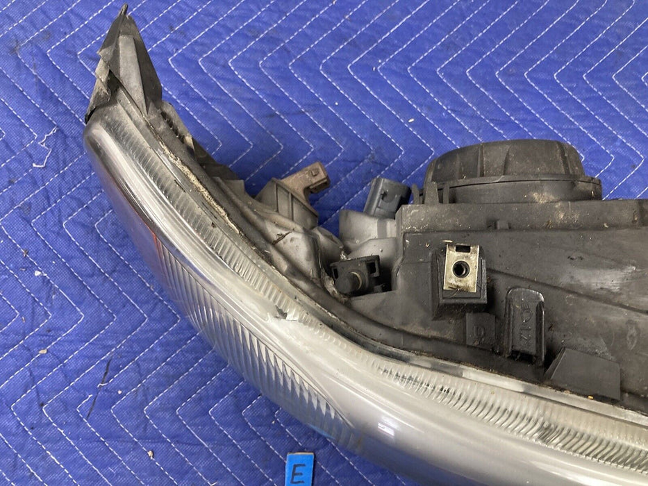 2004-2007 Volvo S60R V70R Right RH Headlight Driver Assembly 30655957 OEM #2847M