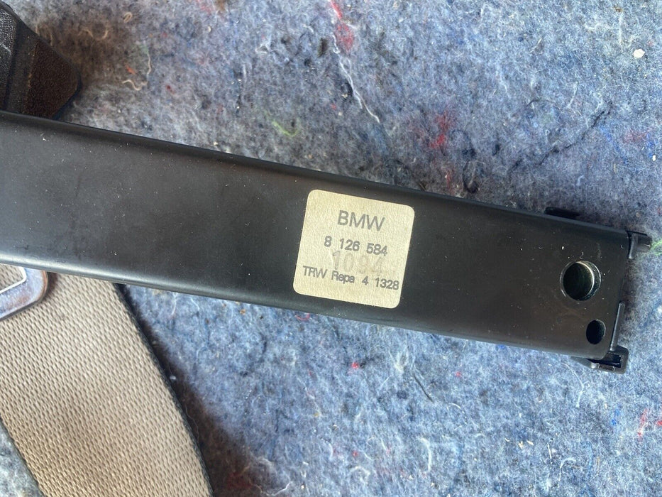 1986-1994 BMW 7 Series E32 Front Right Passenger Seat Belt 8126584 R OEM #1089M