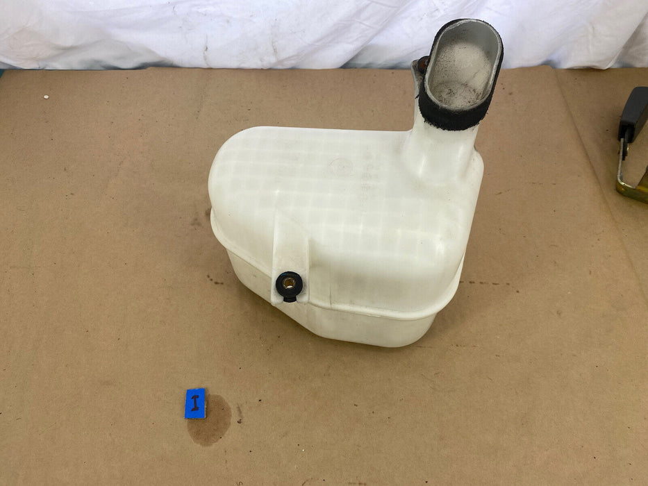 1997-2001 Lexus ES300 Air Cleaner Resonator Reserve Tank 17805-20020 OEM #2282E