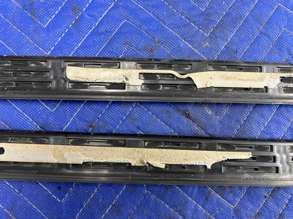 2005-2007 Volvo S60R V70R LH & RH Front Door Sill Scuff Plate Trim OEM #1059EM