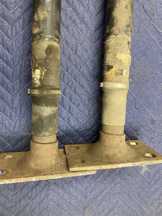 1975-1985 Volvo 242 240 244 245 Rear Bumper Shocks Mounts OEM #1657M