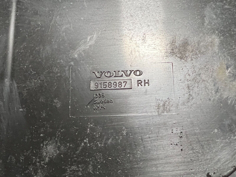 1998-2000 Volvo V70R S70 V70 Rear Quarter Panel Inner Trim Fillers 9158987 #94EM