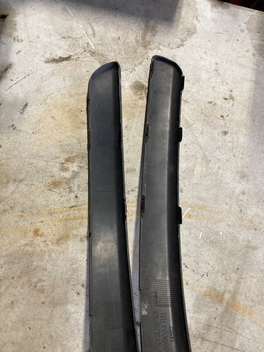 2004-2007 Volvo S60R S60 Front Bumper Trim Left Right Pair 8659034 OEM #2777M