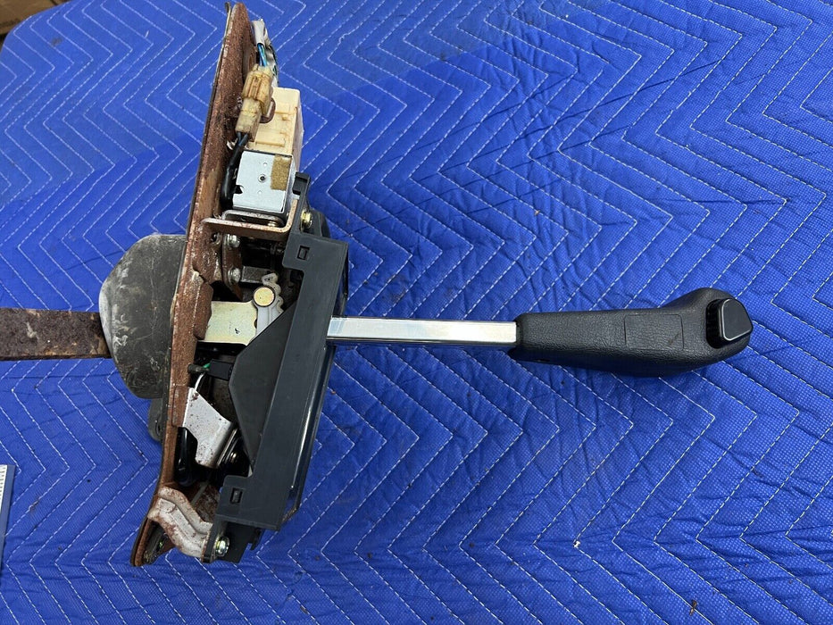 1998-2002 Isuzu Trooper Gear Selector Shifter Assembly Auto Trans AT OEM #967EM