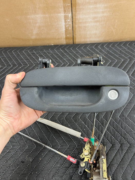 1998-2001 Dodge Ram 1500 Exterior LH Driver Door Handle Assembly OEM #747EM