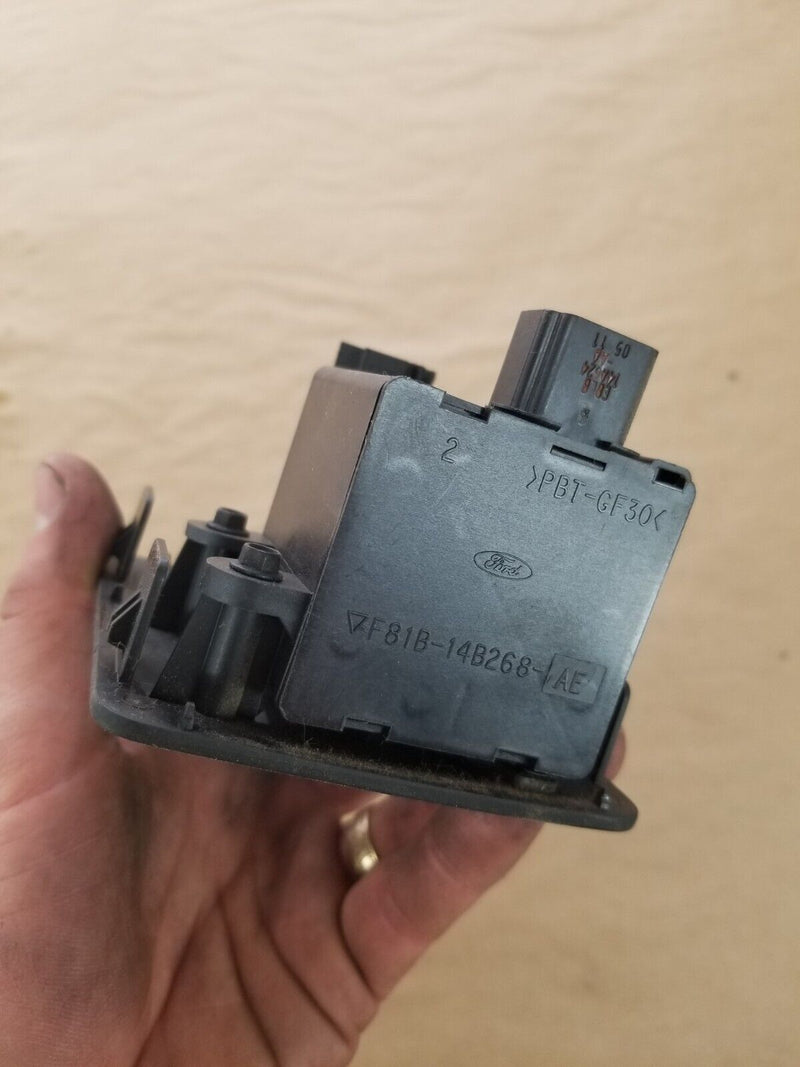 2005-2007 FORD F-350 F350 OEM AUXILLARY POWER CIGARETTE LIGHTER POWER  #642E