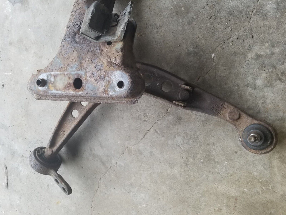 1984-93 BMW E30 318i 325i CROSSMEMBER ENGINE CRADLE SUBFRAME + A ARMS OEM #CN575