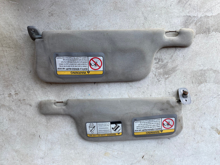 99-01 Isuzu Vehicross Left & Right Sun Visor Pair OEM #1723E