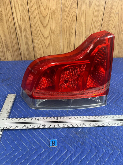 2005-2007 Volvo S60R V70R Driver Left LH Rear Brake Tail Light Lamp OEM #1185EM