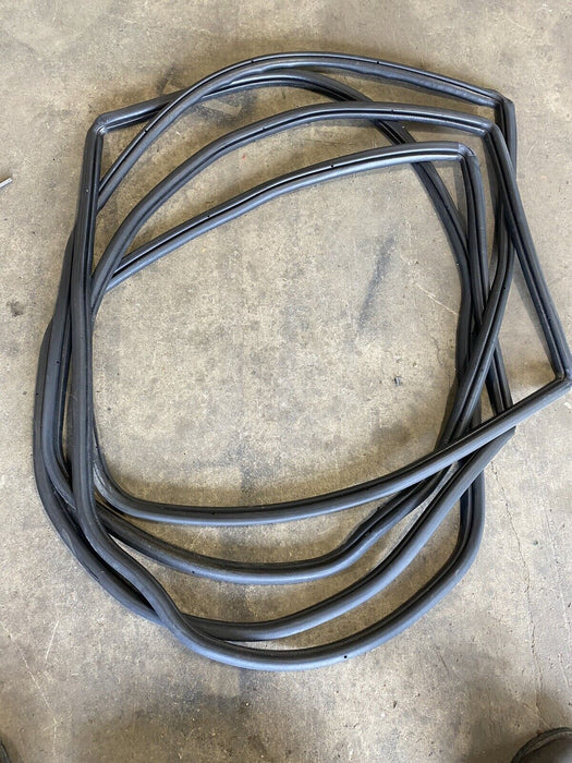 98-00 Volvo V70 V70R XC Front & Rear Door Seal Set Of 4 Weather Strip OEM #1430E