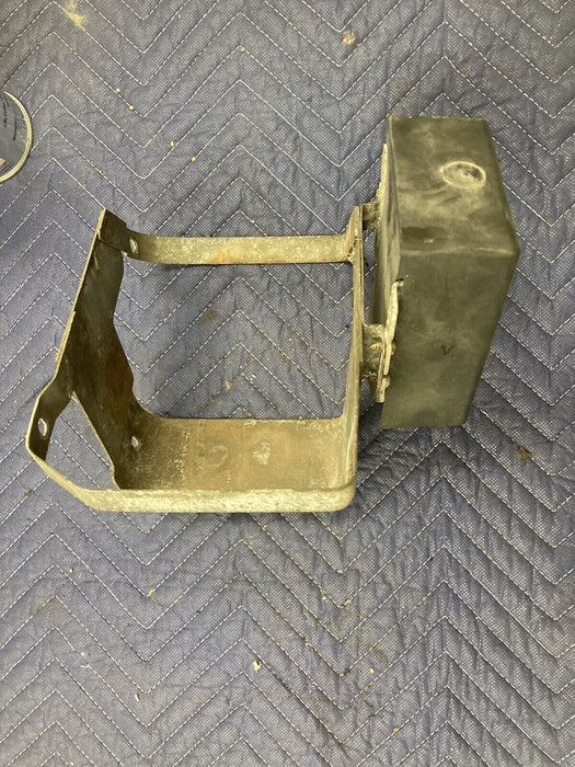 1975-1985 Volvo 242 240 244 245 Windshield Washer Tank Bracket reservoir #1651M