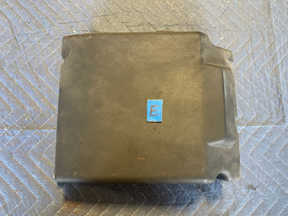 1988-1996 BMW E34 5 Series 525i 535i Computer ECU Cover 1748191 OEM #2042M