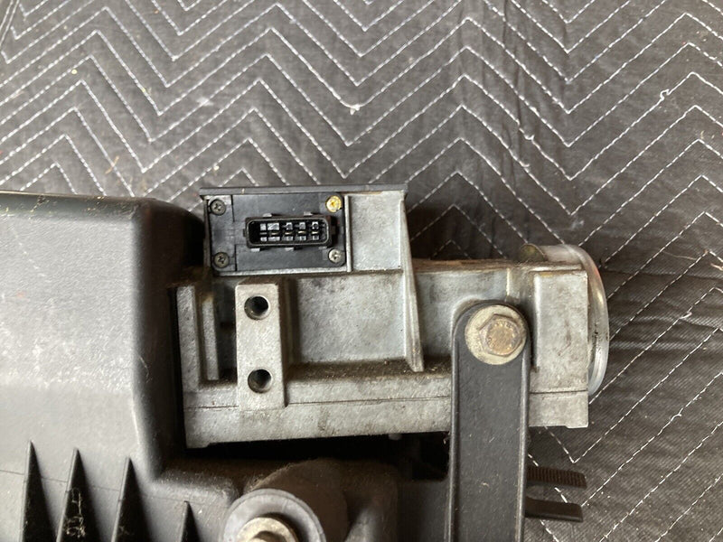 1982-1994 BMW E30 318i 325i MAF Mass Airflow Sensor Air Filter Box OEM #2316M