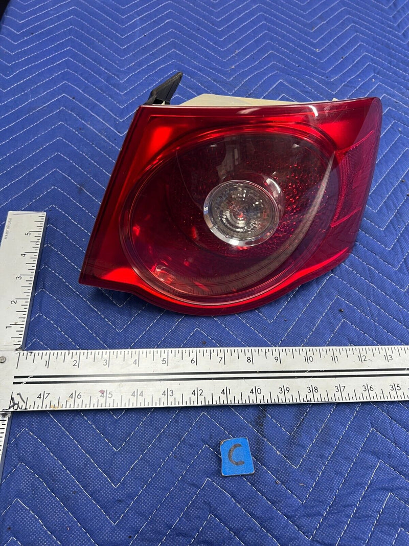 2006-2010 VW Jetta 2.5L Rear Right Passenger Side Tail Light 1K5945096J OE#100MC