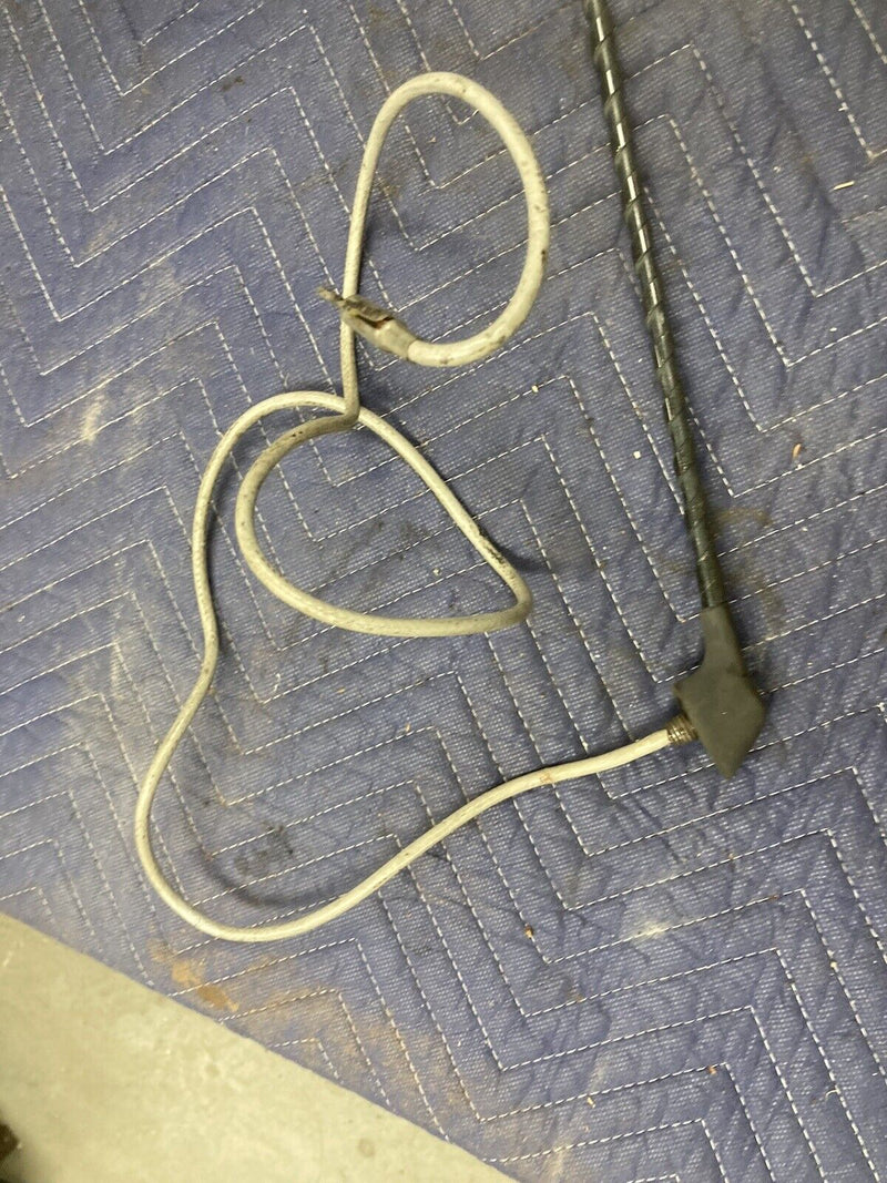 1975-1985 Volvo 242 240 244 245 Radio Antenna AM FM OEM #1683M