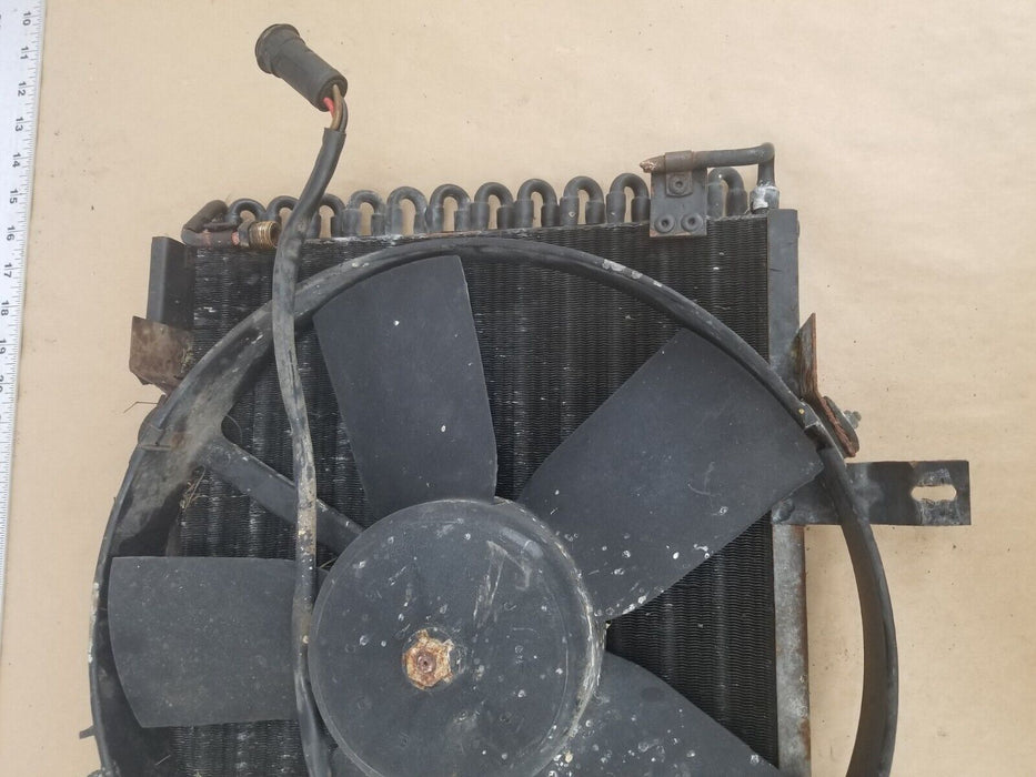 1984-93 BMW E30 318i 325i OEM RADIATOR FAN RADIATOR ASSEMBLY #CN558