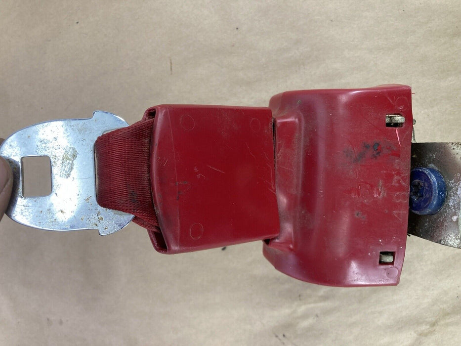 1976-1979 Cadillac Seville Right Rear Seat Belt Retractor Red OEM #1797M