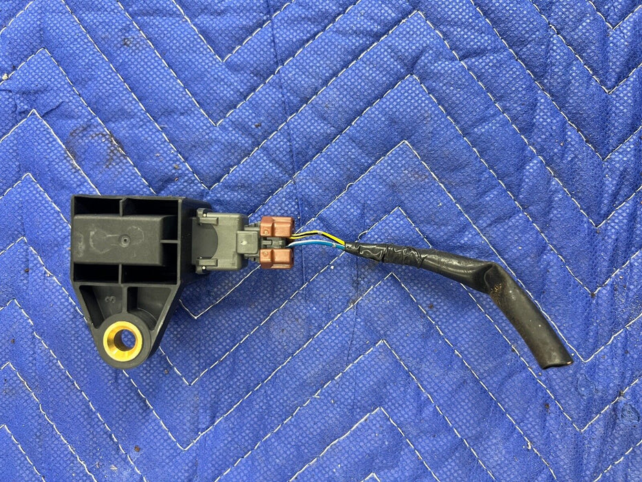 1998-2002 Isuzu Trooper Impact Sensor Control Module Unit 897164324 OEM #954EM