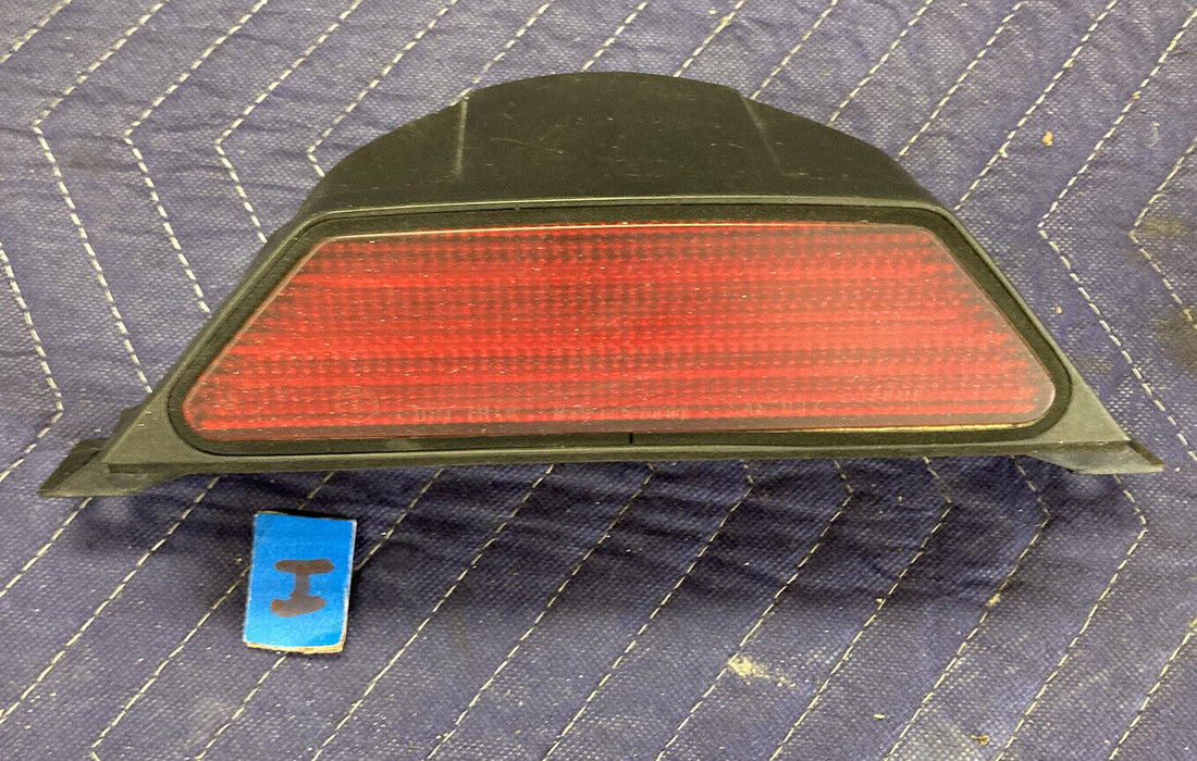 1982-1994 BMW E30 318i 325i Tail Light Housing Center 3rd Late Model #2488M