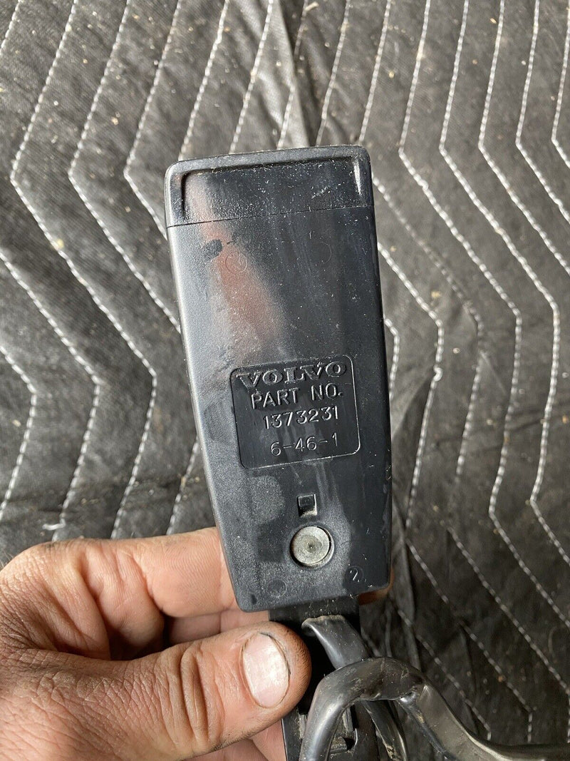 1985-1991 Volvo 740 760 780 Front Right Seat Belt Buckle 1373231 OEM #2190E