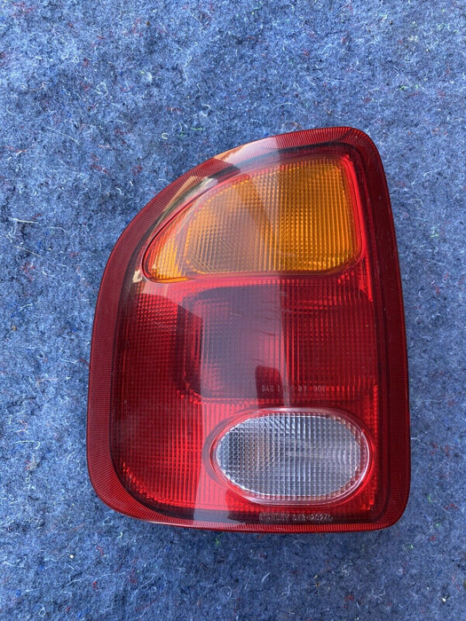 99-01 OEM Left Rear Tail Light Assembly Driver Side LH ISUZU VEHICROSS #623E