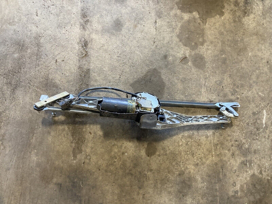 1986-1994 BMW 7 Series E32 Windshield Wiper Motor Assembly 1384 980 1 OEM #896M