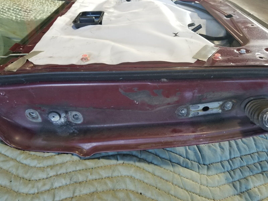 1986-1993 Volvo 244 Rear Right Door Sedan Only w/Glass & Window Regulator #154AN