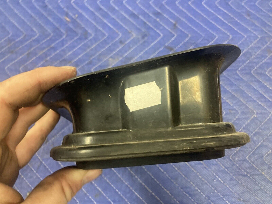 2004-2007 Volvo S60R S60 V70R Vowel Fresh Air Duct Bezel 30643490 OEM #2941M