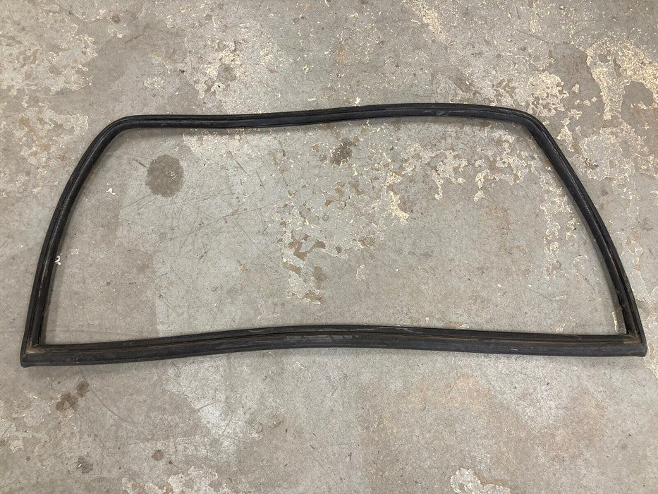 1984-1991 BMW 318i 325i E30 Rear Window Gasket Seal Weather stripping OEM #2716M