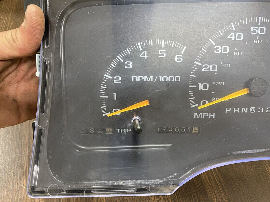 95-00 Chevrolet GM Chevy C/K Gauge Cluster 16221455 173k Miles OEM #1325E