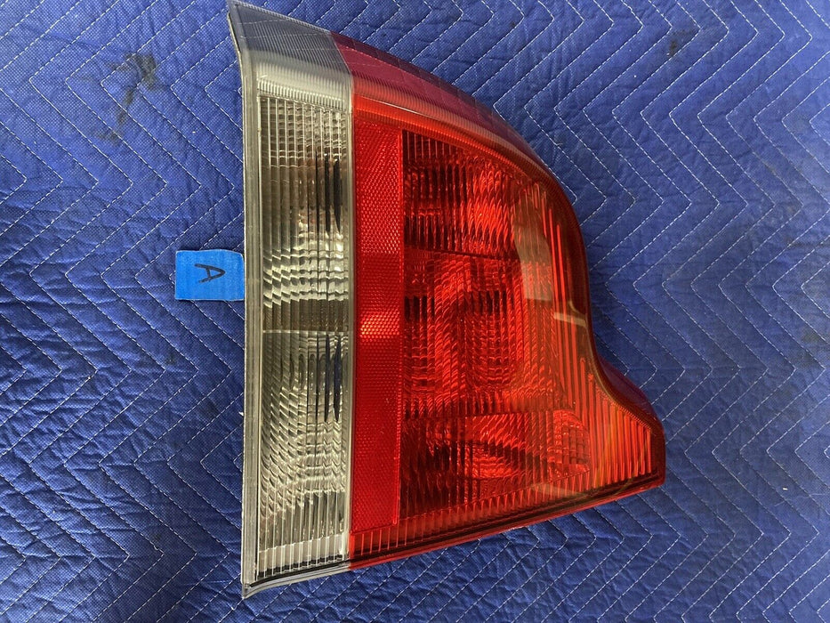 2004-2007 Volvo S60R S60 Tail Light Assembly Brake Left 8664081 OEM #2753M