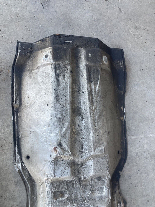 1988-1996 B MW E34 5 Series 525i 535i Center Carrier Barring Heat Shield #2056M