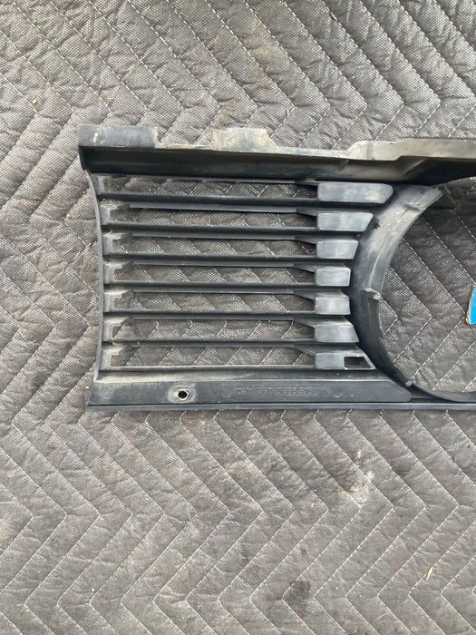 1982-1994 BMW E30 318i 325i Headlight Grille Right RH Trim 1945886 OEM #2192M