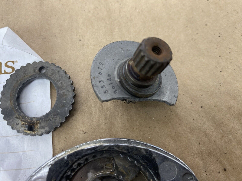 Volvo 240 242 244 245 Manual Crank Sunroof Parts Gear Washer OEM #2755E
