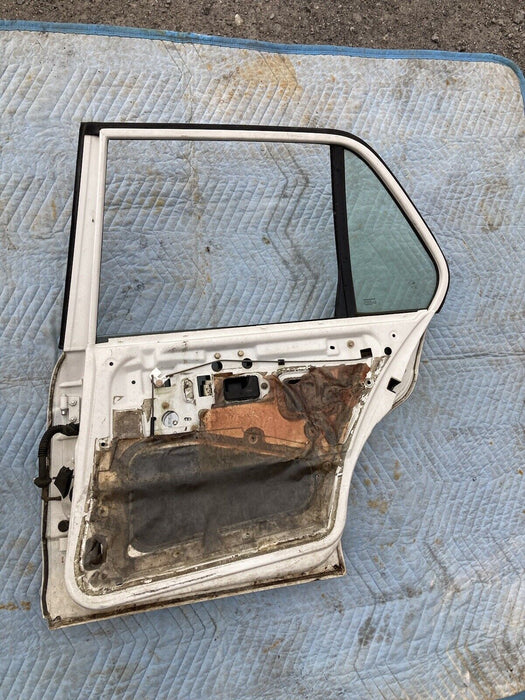 1982-1994 BMW E30 320i 318i 325i Rear Passenger Door Right RH White OEM #2280M