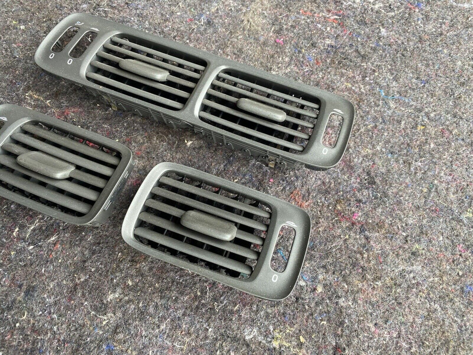 98-00 Volvo V70R V70 S70 Heater AC Dash Vents Left Right Center OEM #1611E